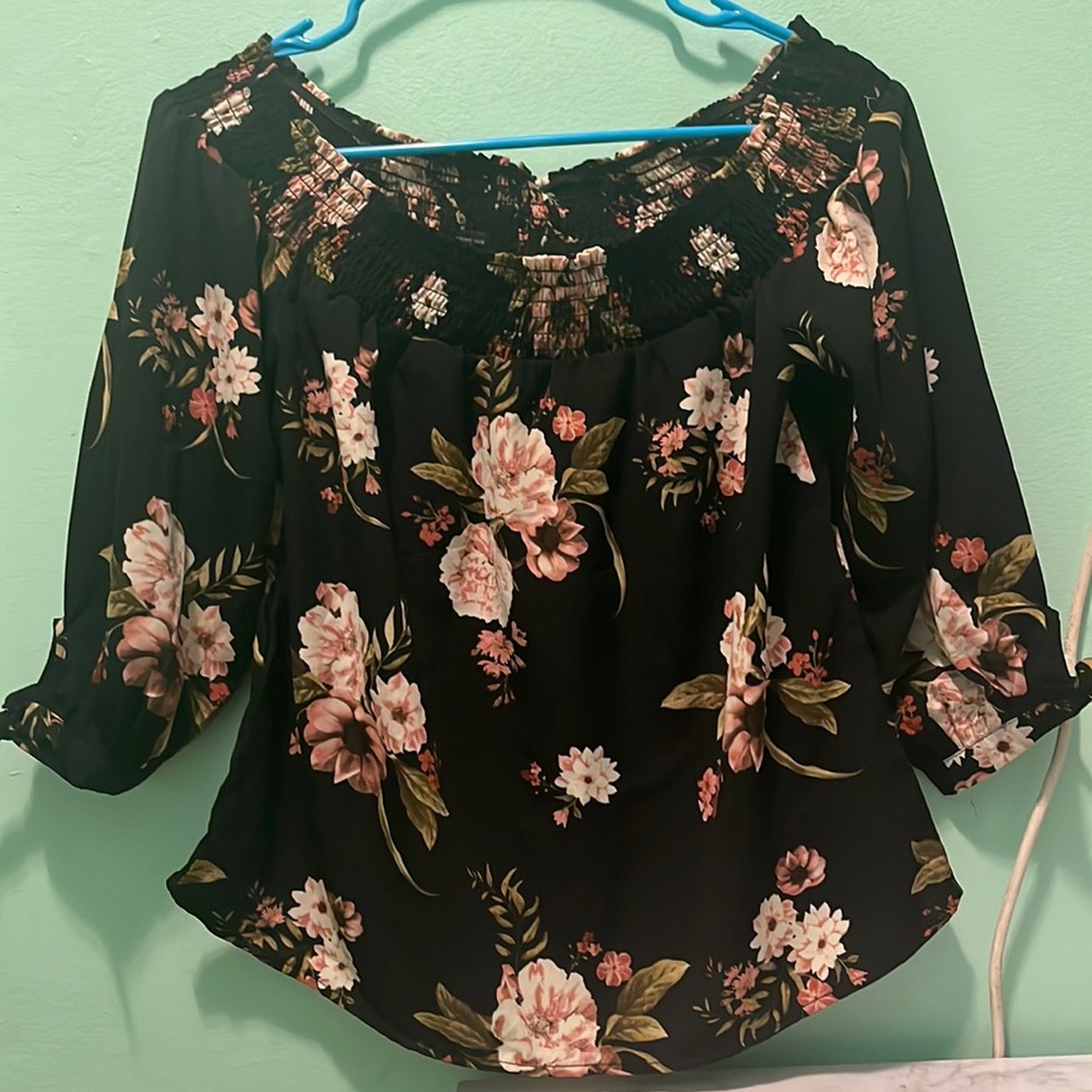 Floral top